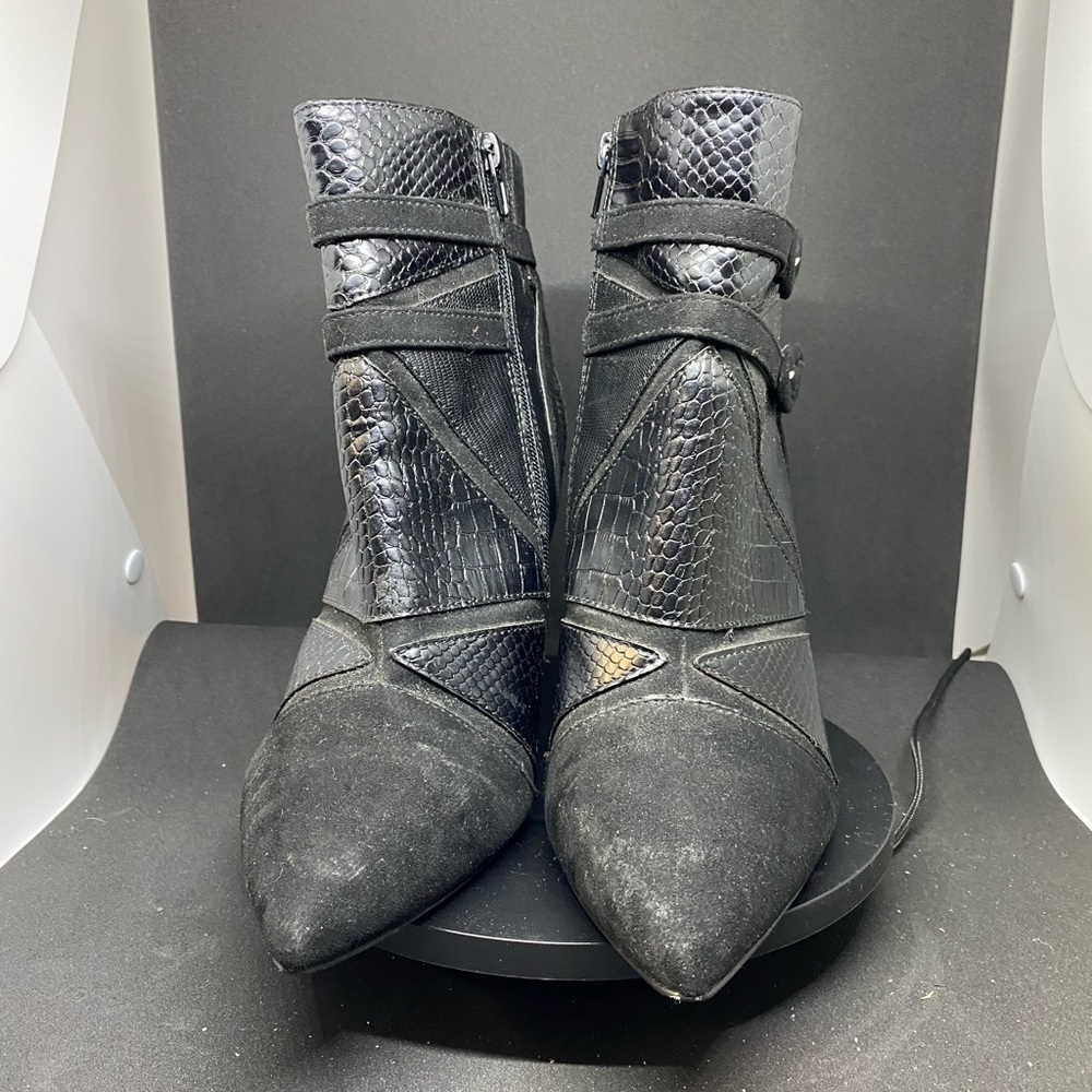 JustFab Adler Women’s Black Ankle Boots size 9.5
